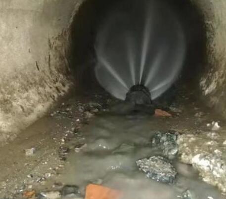 东兴市政管道清淤